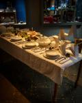 Gedeckter Tisch Festtafel weiß
